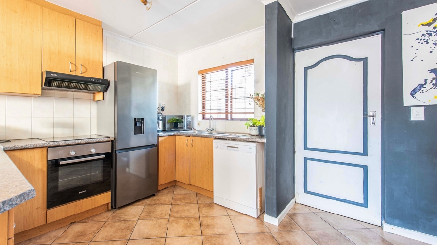 2 Bedroom Property for Sale in Parklands Western Cape